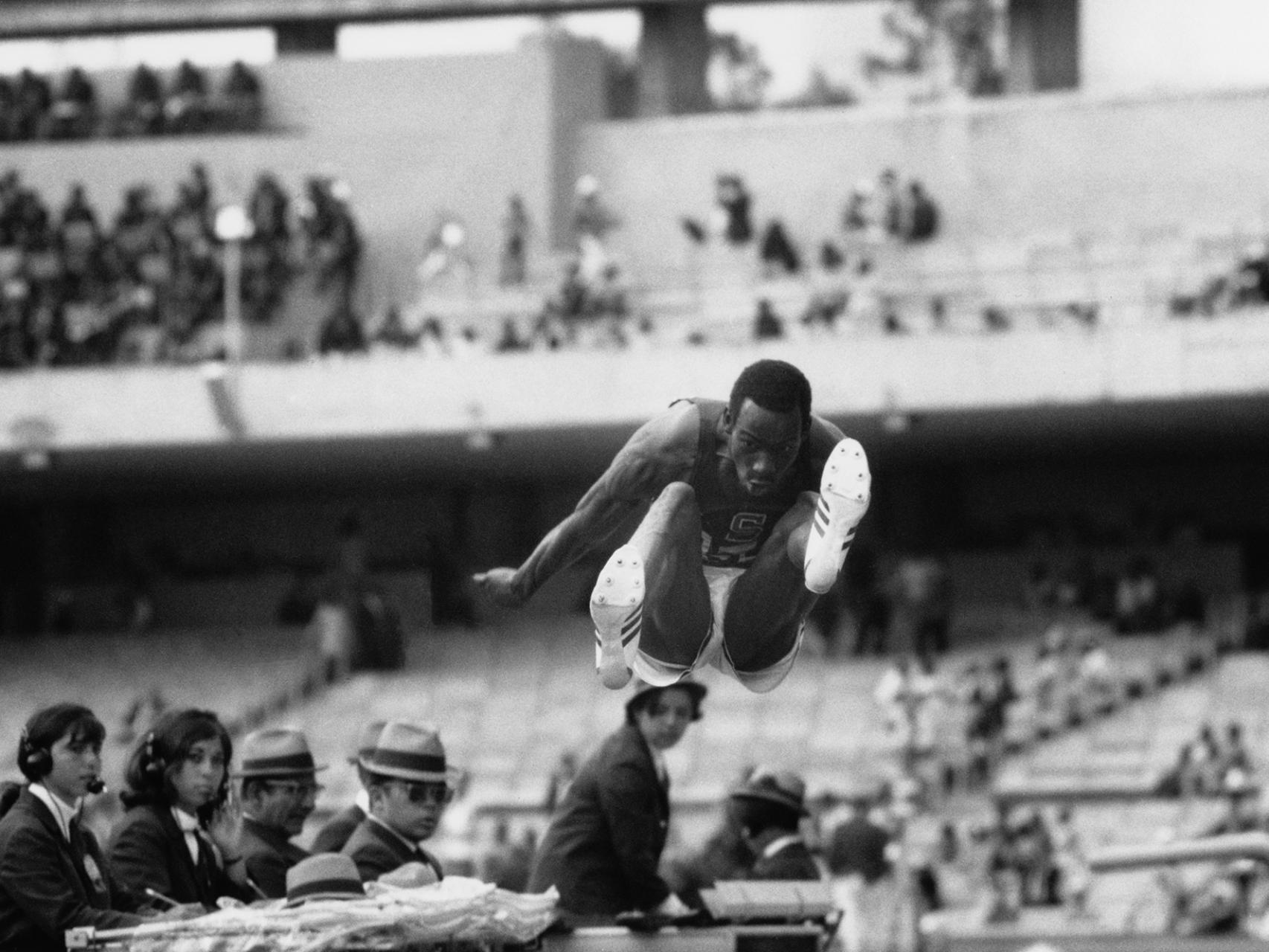 Bob Beamon en México 1968.