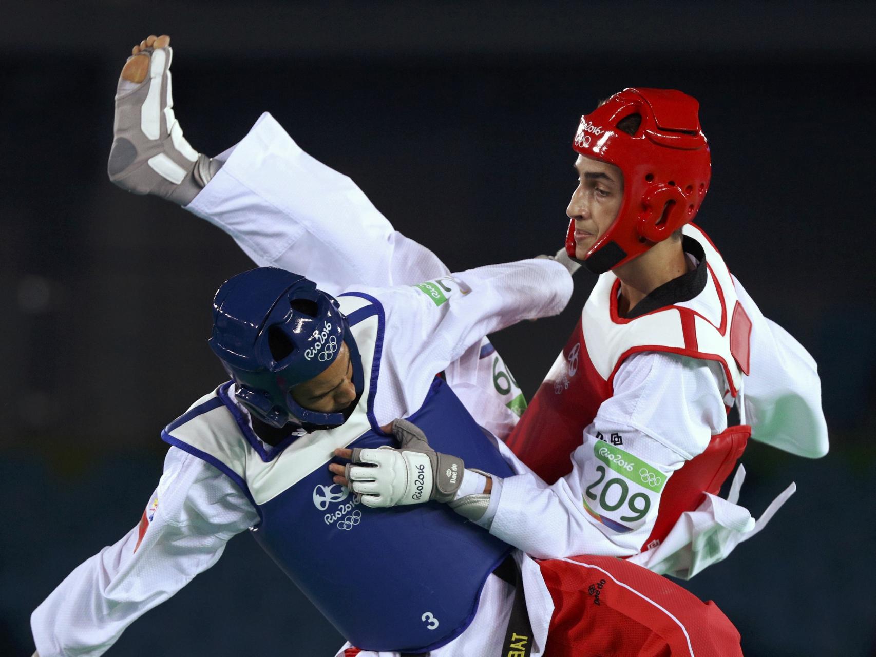 Jesús Tortosa y Luisito Pie durante la pelea por el bronce.