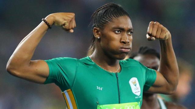 Caster Semenya tras proclamarse campeona olímpica en los Juegos de Río.