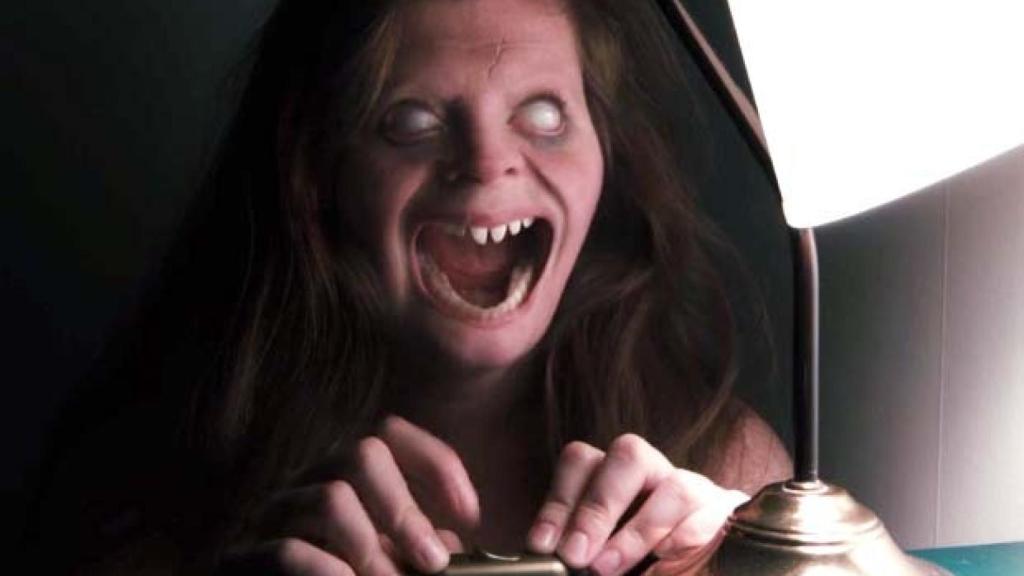 Piden a las TV que no emitan el traumático tráiler de 'No apagues la luz'