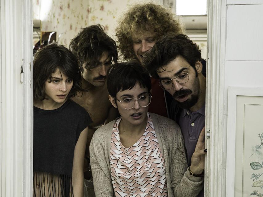 Verónica Echegui es la protagonista de No culpes al Karma de lo que te pasa por gilipollas.