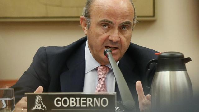 Guindos durante su comparecencia en el Congreso