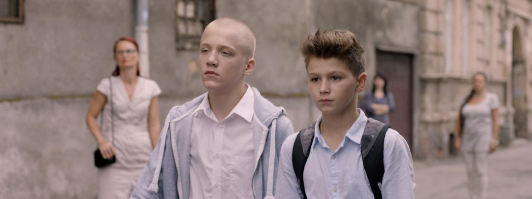 Fotograma de Playground.