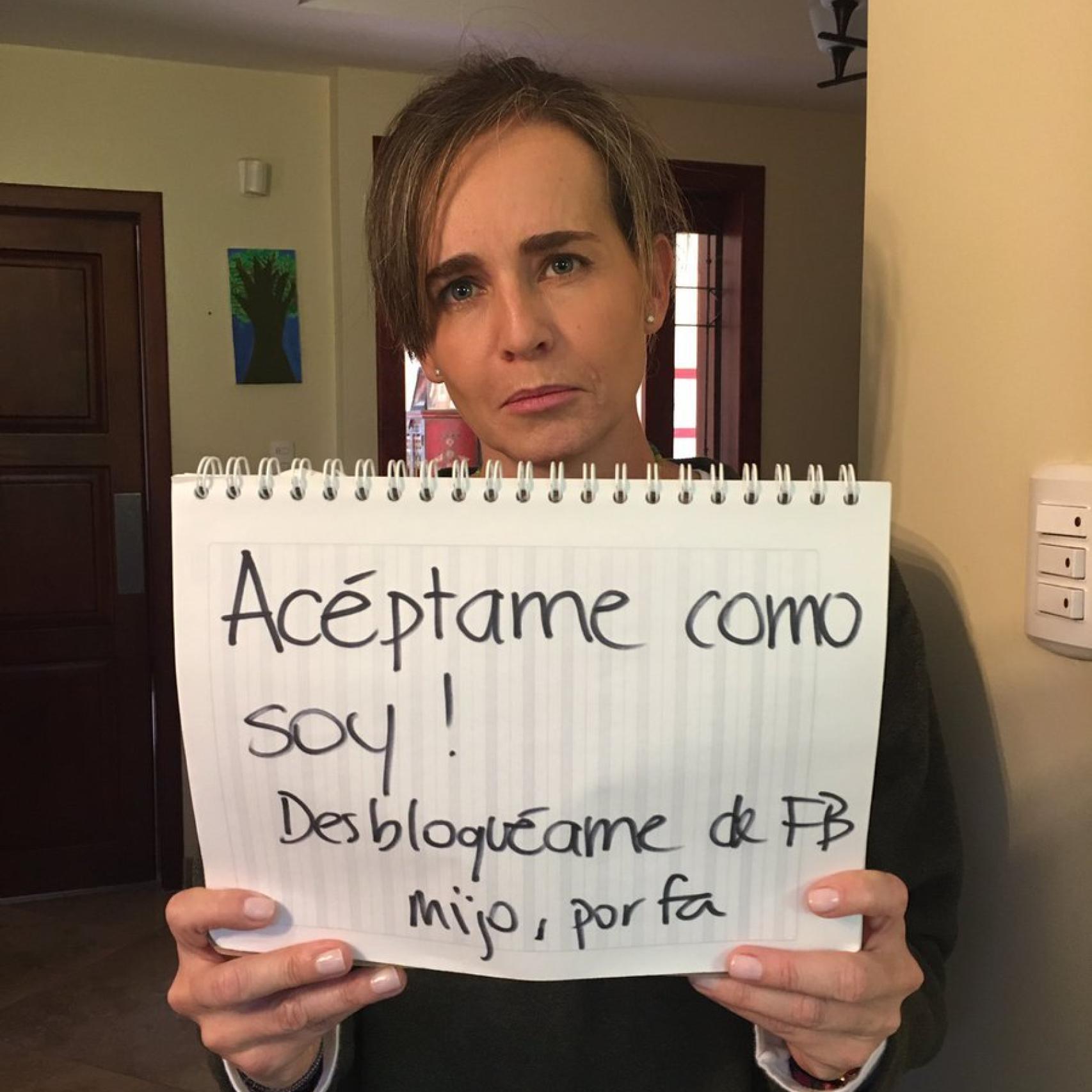 Alexandra suplicando clemencia a su hijo.