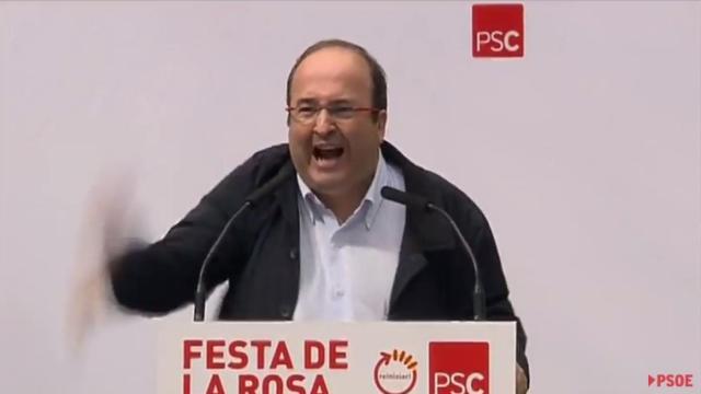 Miquel Iceta, durante su encendida intervención en la Fiesta de la rosa de Gavá (Barcelona)