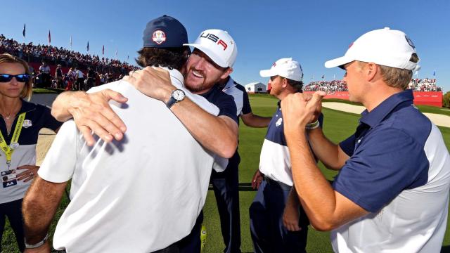 Jimmy Walker y Bubba Watson celebran el triunfo de USA.