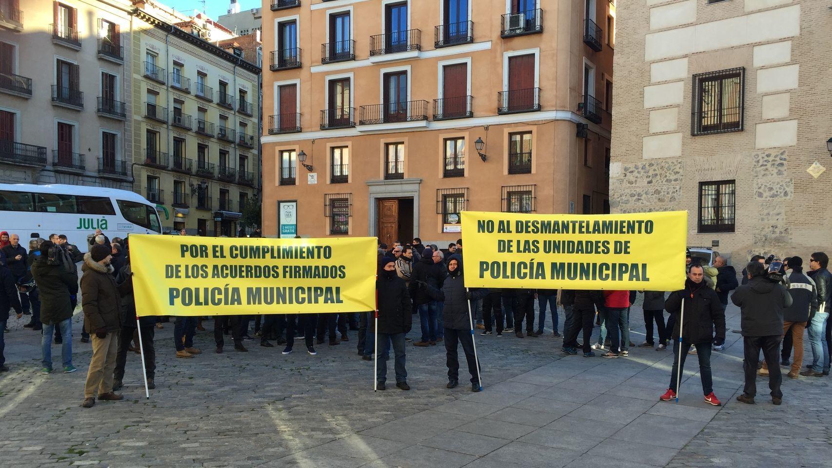 Decenas de policías durante una concentración anterior.