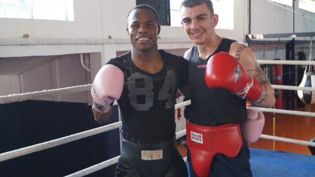 Nacho Mendoza y Jon Fernández, a su izquierda.