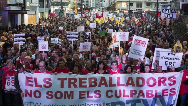 Manifestación en Valencia en septiembre de 2013 por el cierre de Canal Nou.
