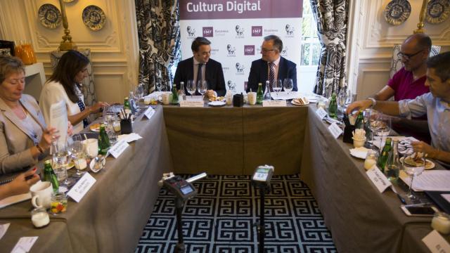 Gabino Diego (IMF Business School) y John Müller (EL ESPAÑOL) durante el debate.