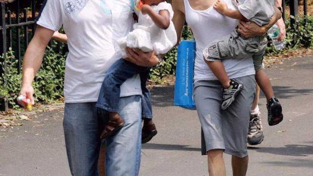 Mark Billingham no descuidaba a los hijos de los actores ni un segundo.