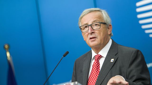 Juncker tiene previsto hablar por teléfono con May este viernes sobre el 'brexit'