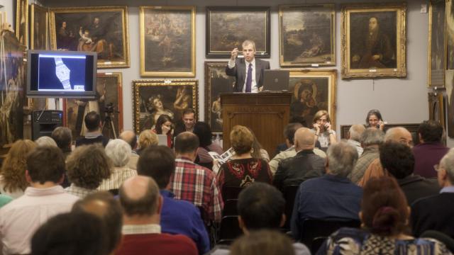 El salón, durante la subasta.