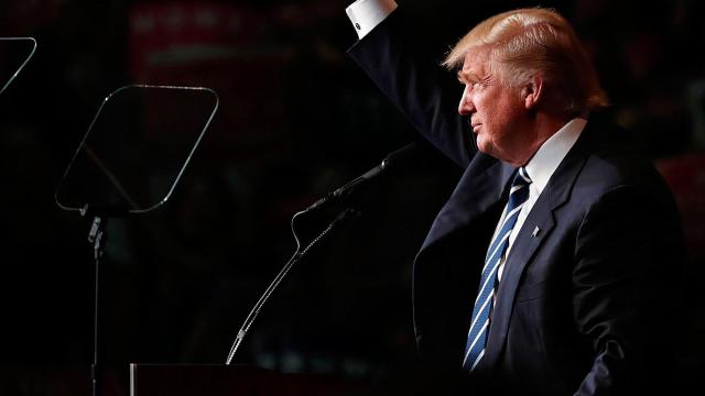 Donald Trump tiene un difícil camino hacia la victoria.