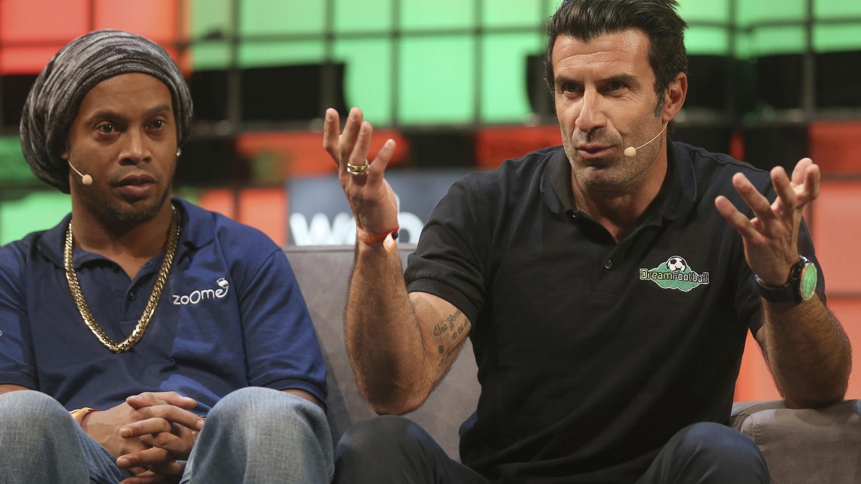 Ronaldinho y Luis Figo, durante la presentación en el Web Summit de Lisboa.
