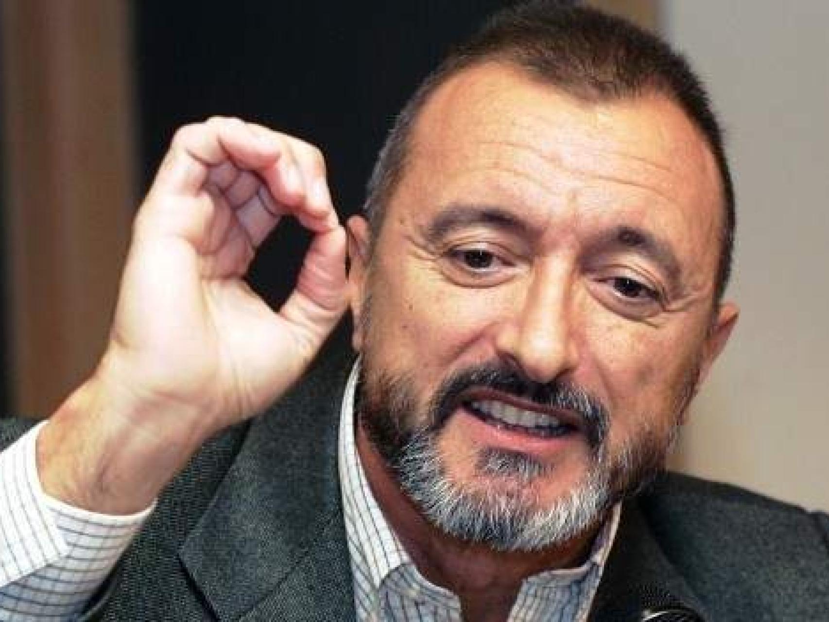 El autor de Falcó, Arturo Pérez-Reverte.