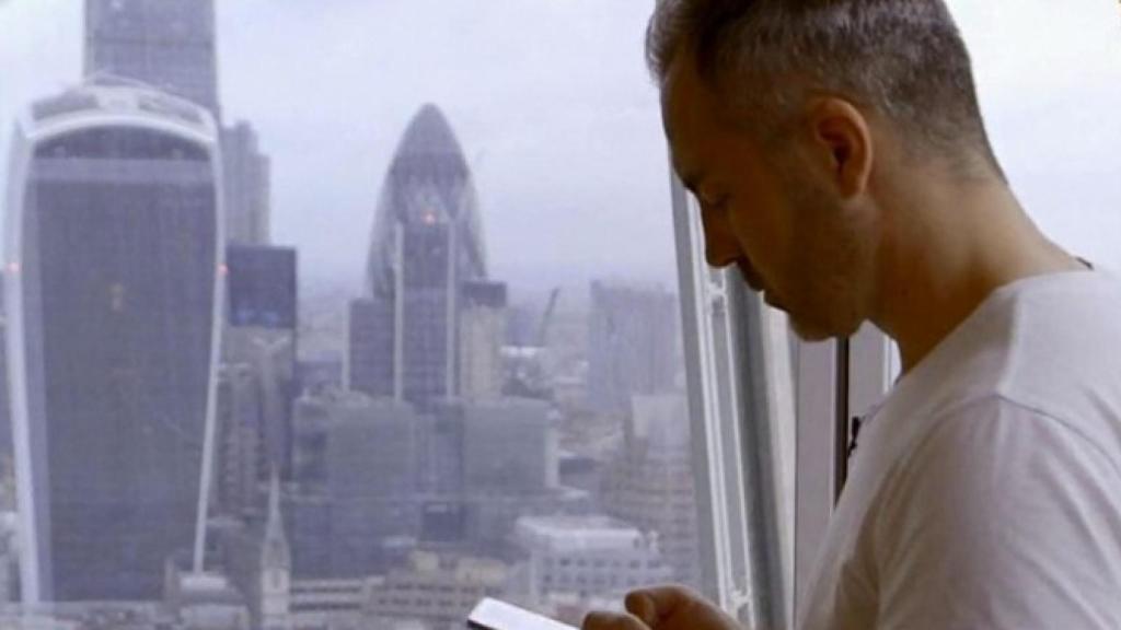 Juan Camus, el nuevo Anna Allen: las imágenes que destapan su engaño