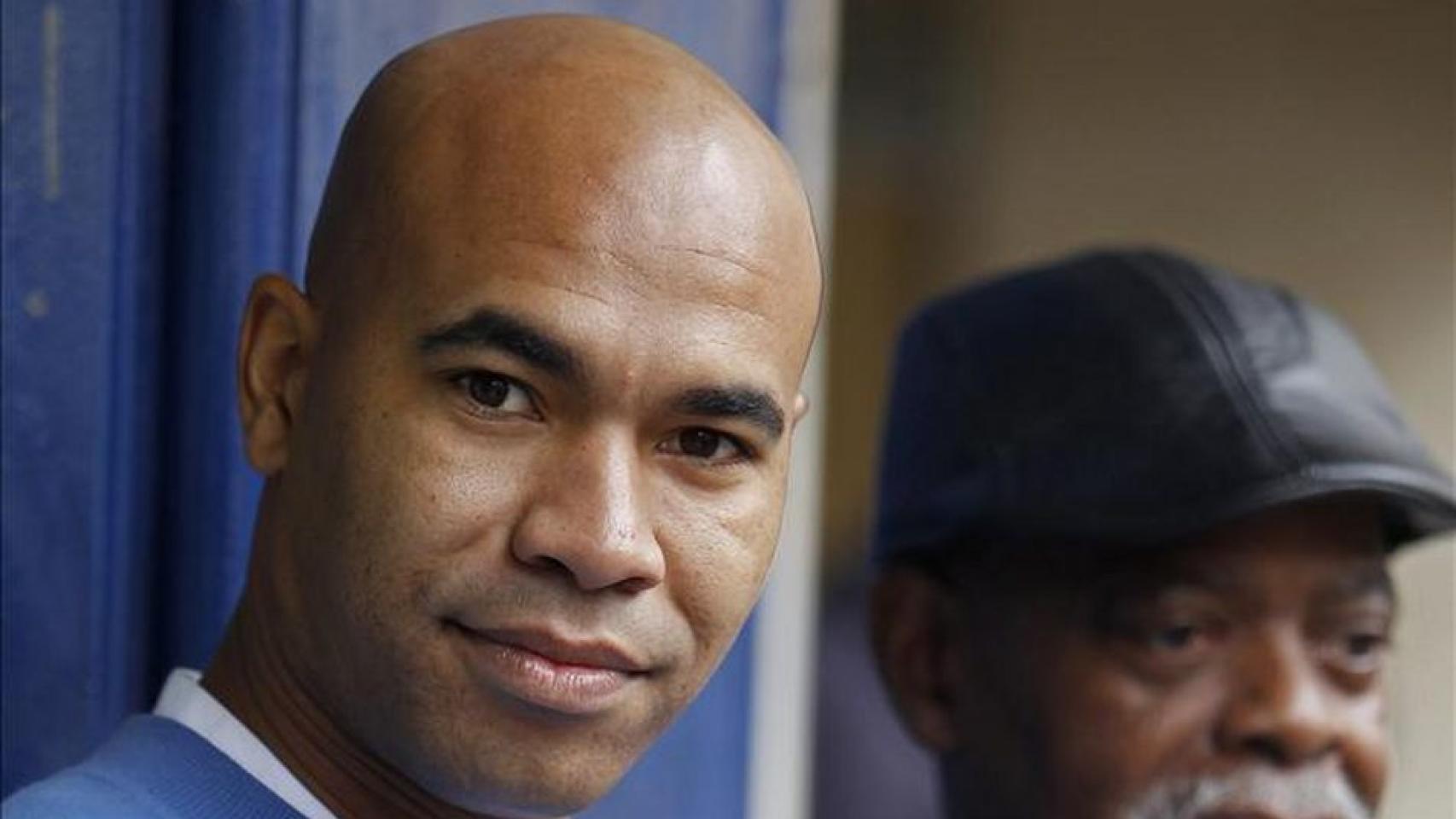 El director del anuncio de la Lotería, Santiago Zannou.