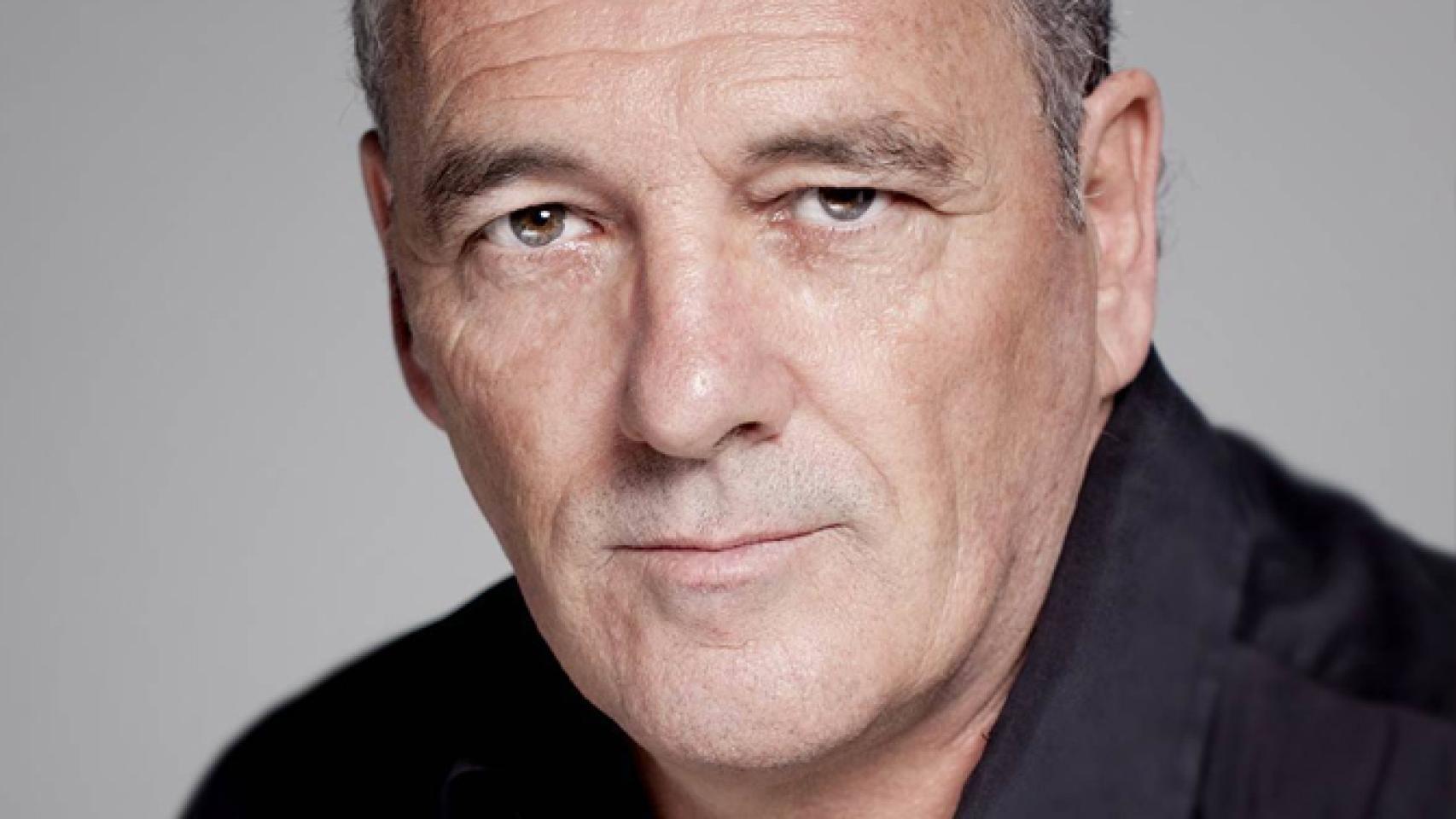 Carlos Olalla, de 'El Príncipe' a sobrevivir pidiendo en el metro de Madrid