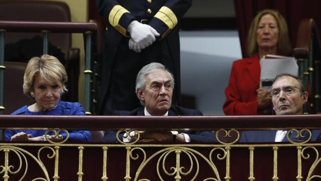 Imagen de la tribuna de autoridades con Esperanza Aguirre.