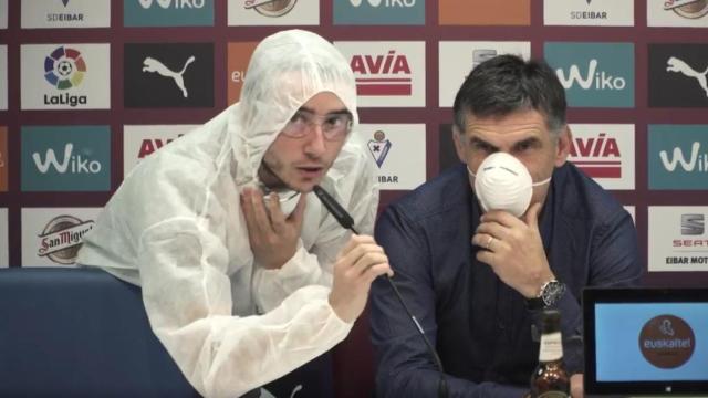 La alerta de virus obligó a evacuar a Mendilibar de Ipurúa.