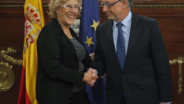 Manuela Carmena y Cristóbal Montoro.