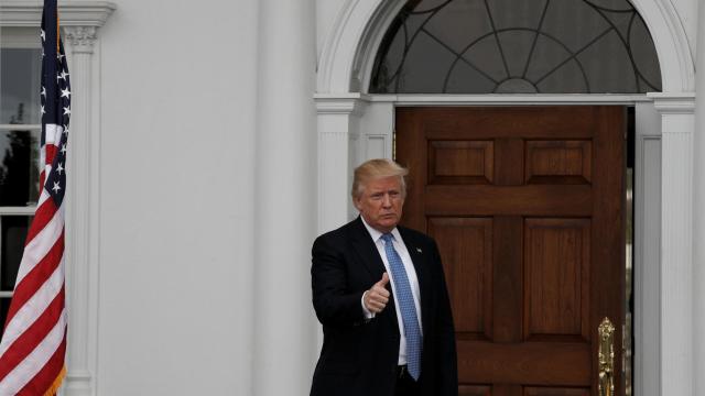 Donald Trump ha condenado el recuento.