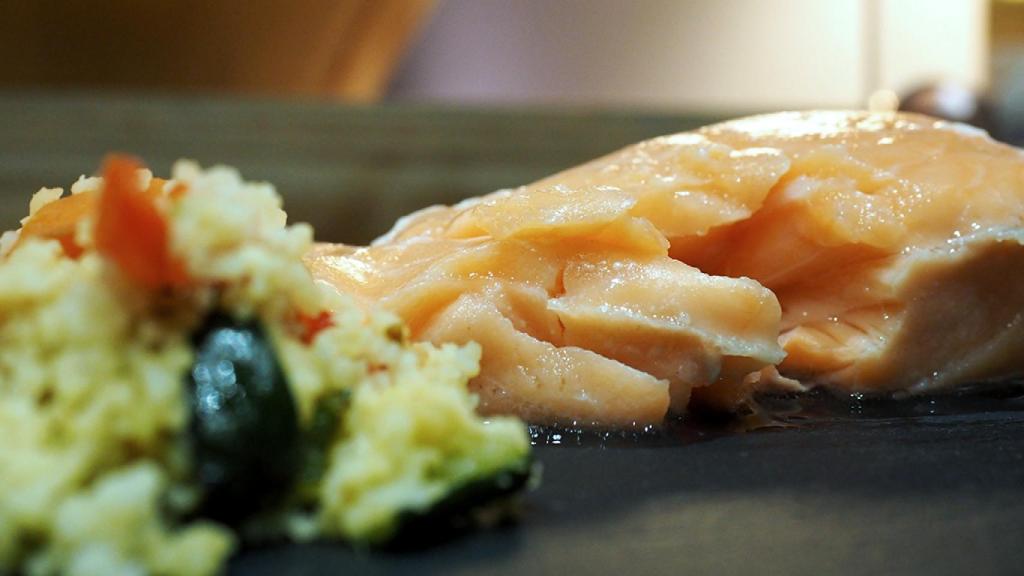 Salmón cocinado al vacío