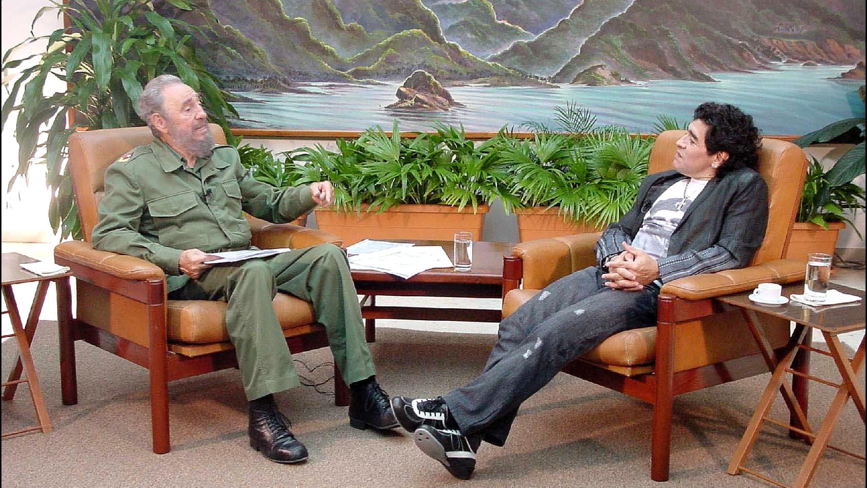 Fidel Castro y Maradona en La Habana.