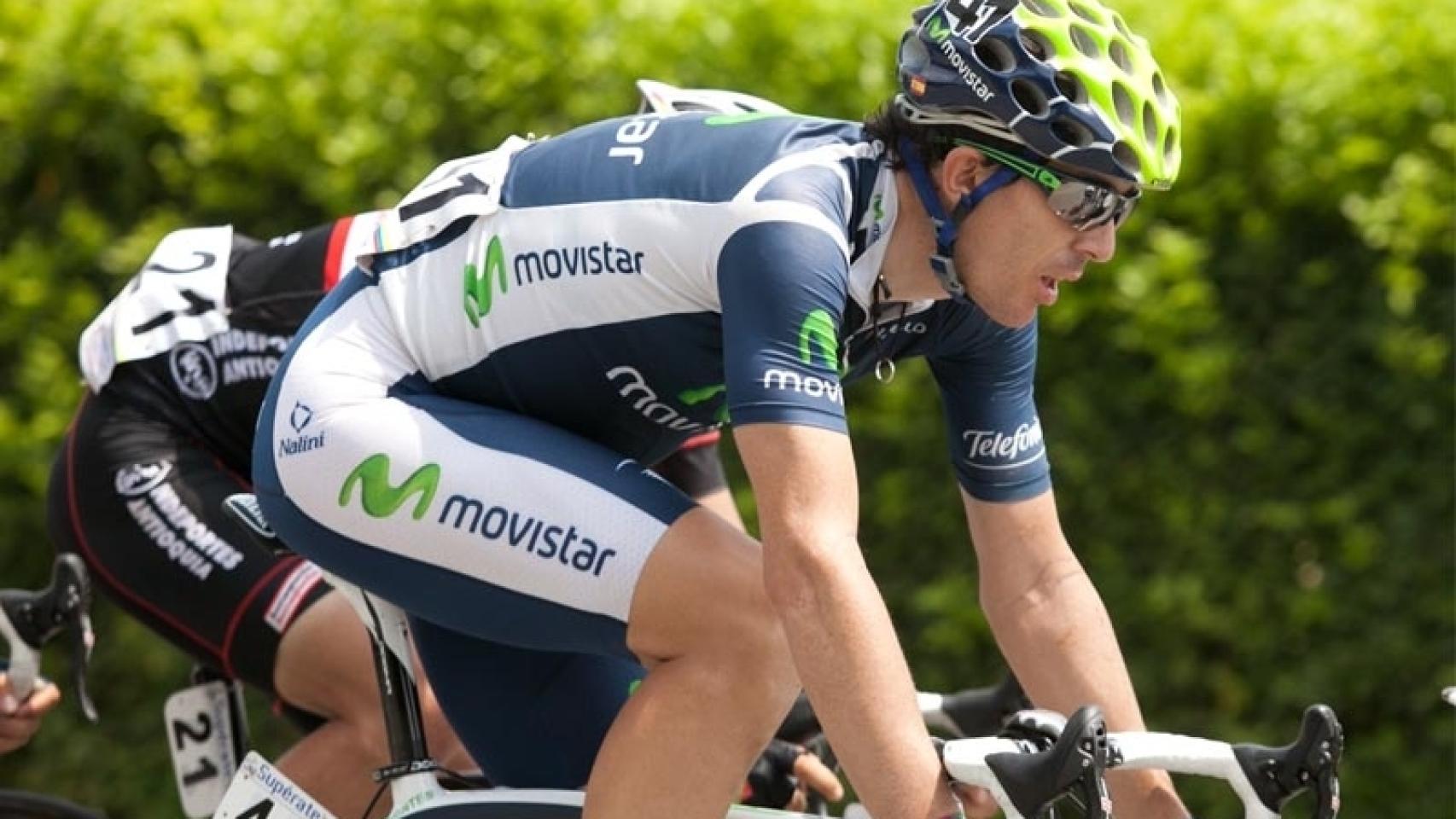 Luis Pasamontes con el Movistar Team.