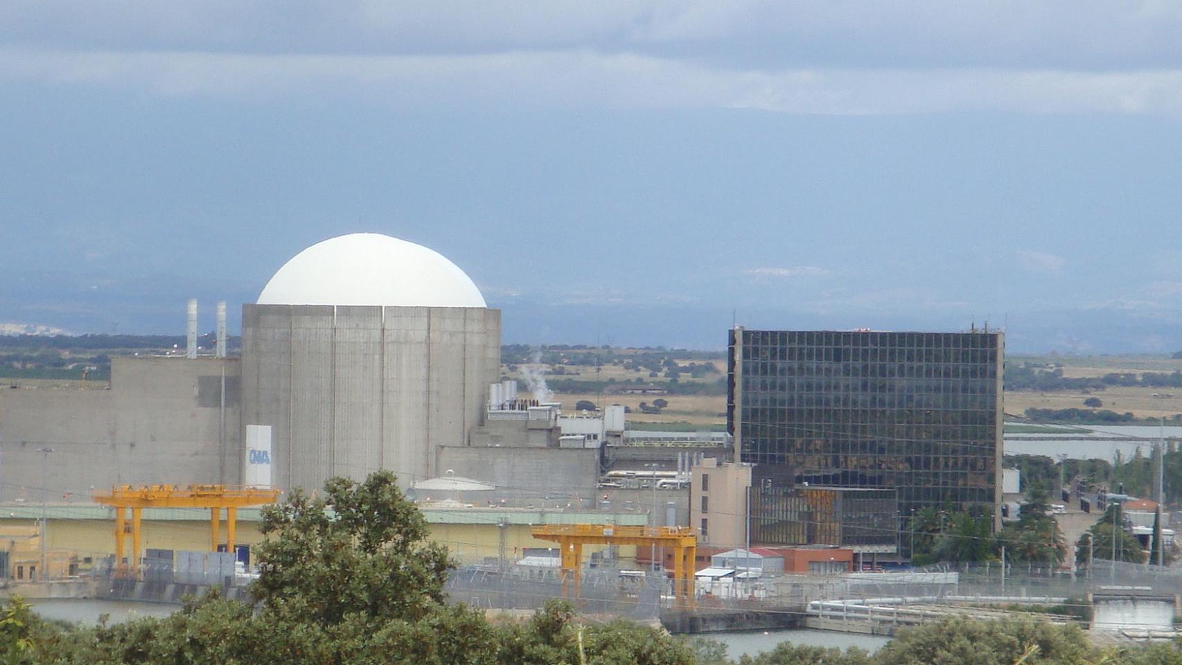 REE pone en 'alerta' a Almaraz y Trillo para evitar apagones y confirma lo que decían sus técnicos: la nuclear es necesaria