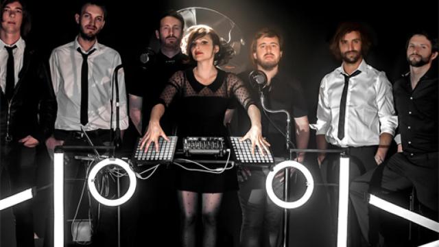 Image: Caravan Palace, la moda que no cesa