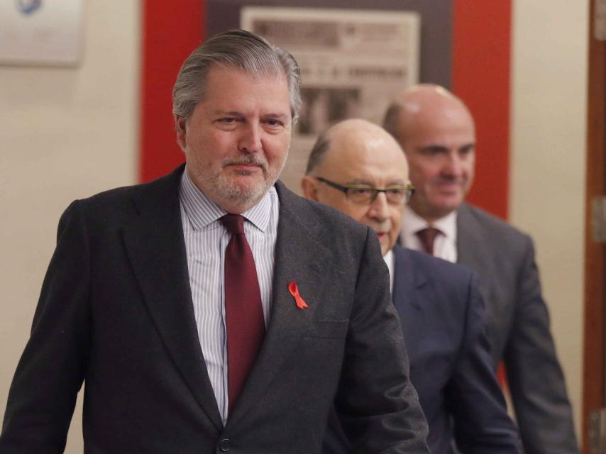 Los ministros Méndez de Vigo, Montoro y Guindos.