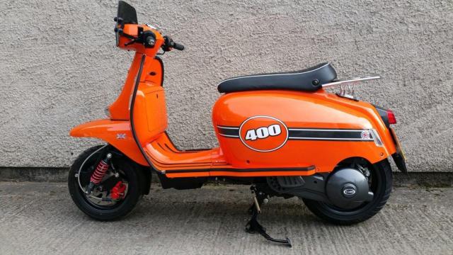 Se el más retro de la ciudad con la Scomadi 400