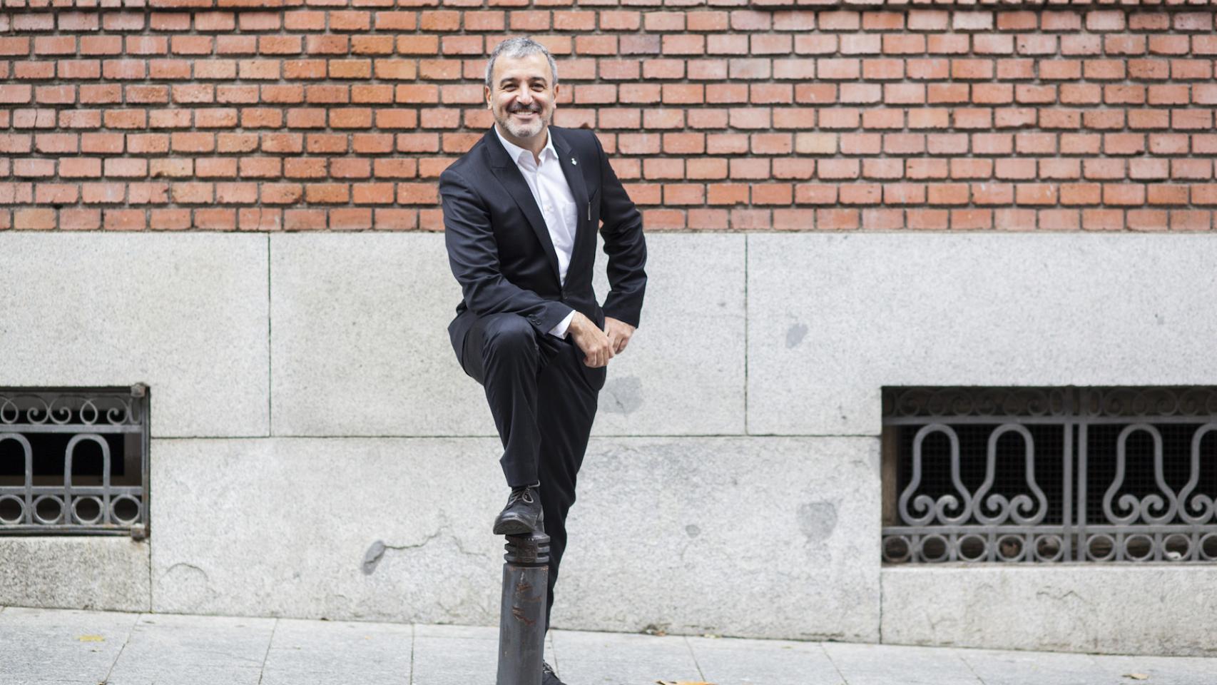 Collboni, en una calle de Madrid, ciudad a la que le unen vínculos personales y profesionales.