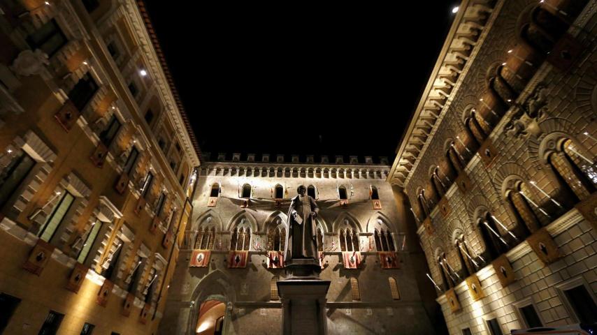 Sede central del banco italiano Monte dei Paschi en Siena, pendiente del rescate