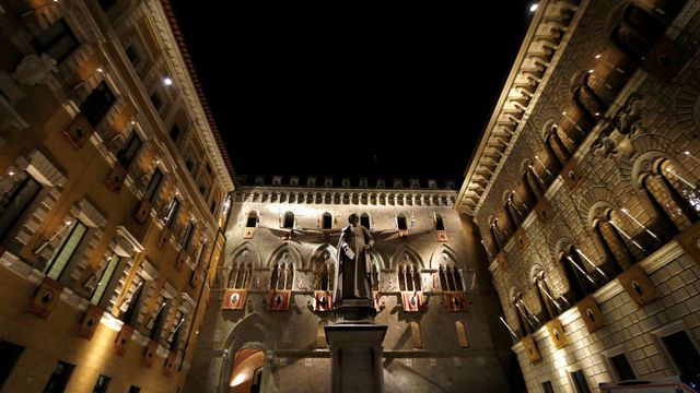 Sede central del banco italiano Monte dei Paschi en Siena, pendiente del rescate