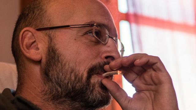 Este cineasta griego fue el único vecino del pueblo en quedarse sin el premio de El Gordo.