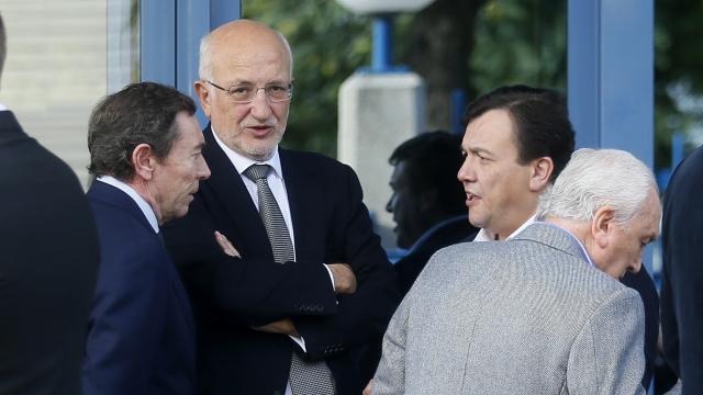 El exconseller, Mario Flores, el presidente de Mercadona, Juan Roig y Antonio Arias, Consejero Delegado de Vectalia.