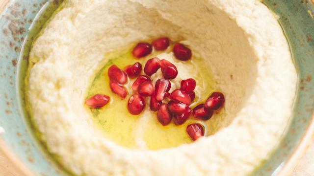 Un plato de mutabal.