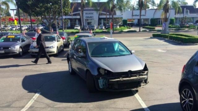 Volkswagen empieza a recibir los coches afectados por el Dieselgate, pero desaguazados