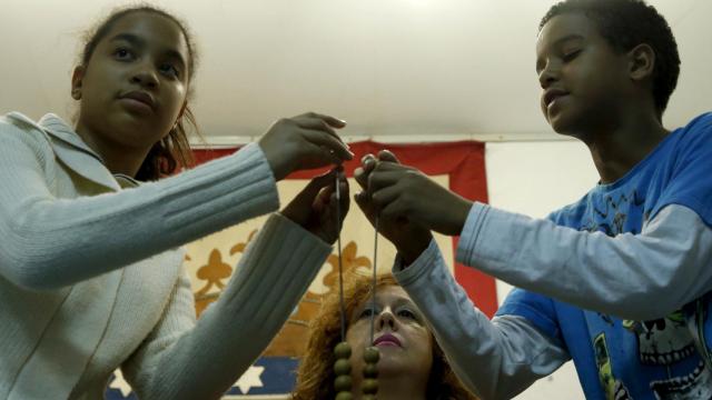 Ensayo de los niños de San Ildefonso para la Lotería de Navidad.