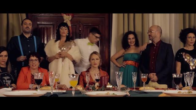 San Juan rodeada de su 'queridísima' familia.