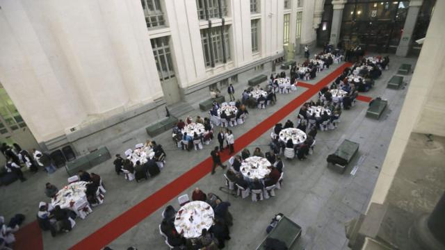 La galería de cristal del Ayuntamiento, durante la cena del año pasado