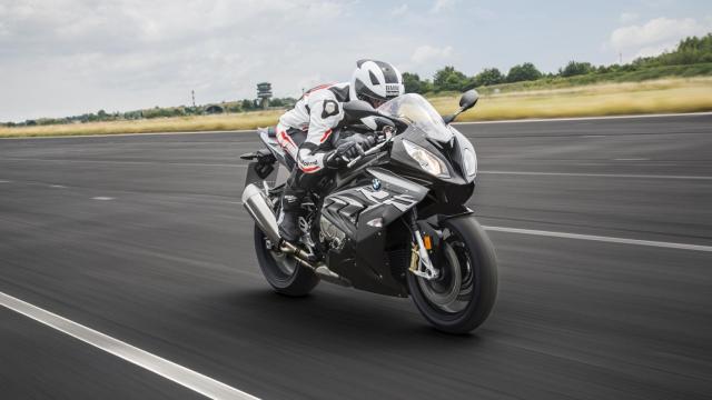BMW S1000RR: 198 CV que llegan en Enero por menos de 20.000 €