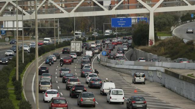 Este jueves sólo podrán circular en el interior de la M-30 los vehículos con matrícula impar