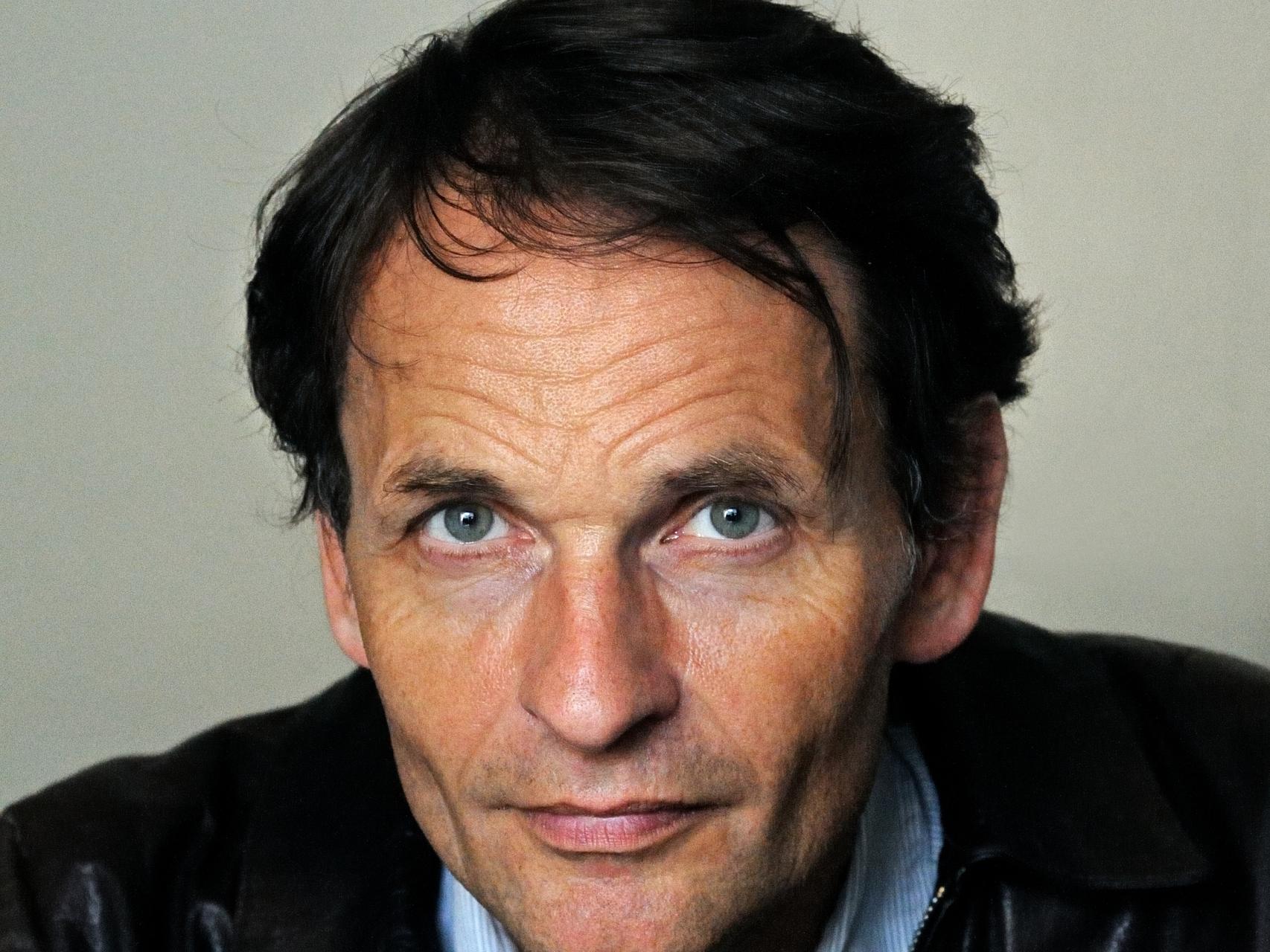 El escritor Wolfgang Hermann, autor de Despedida que no cesa.