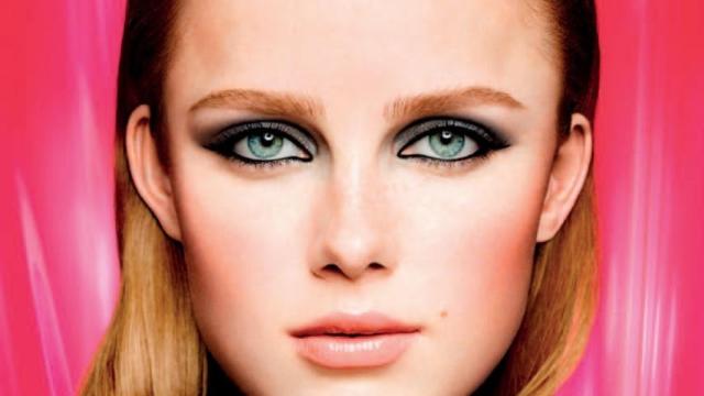 Paletas de maquillaje para esculpir el rostro como si de un cuadro se tratase