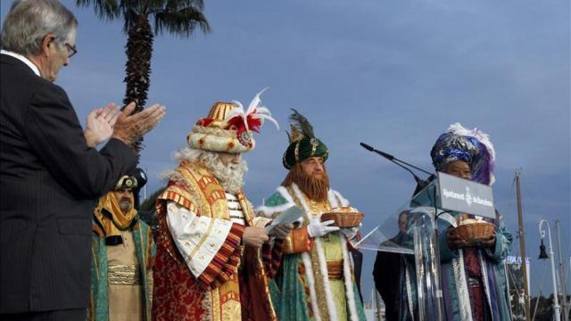 Los reyes magos, durante la cabalgata.
