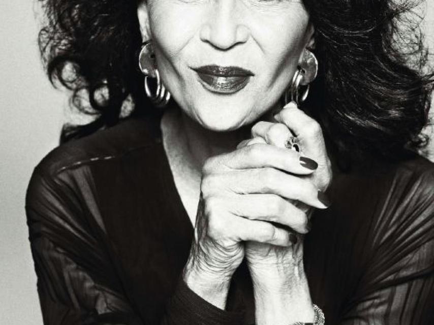 China Machado con 81 años seguía ejerciendo de modelo.